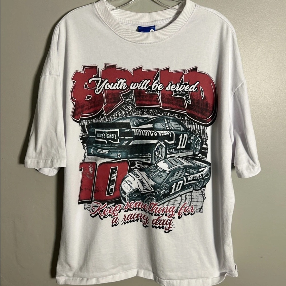 Y2K Danica Patrick NASCAR Natures Bakery #10 White T-Shirt Size XL. Stewart-Haas